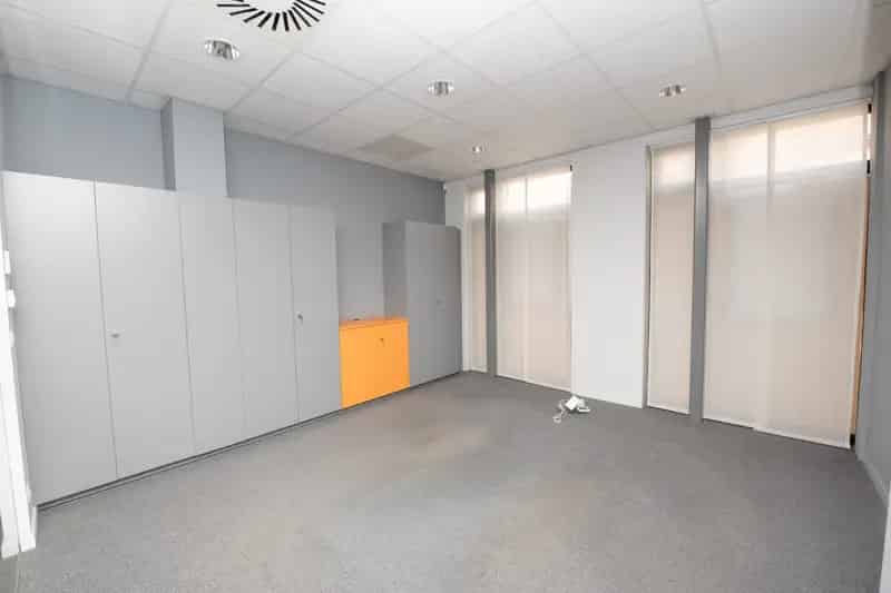 Commerciële ruimte te huur op toplocatie in Machelen (Oost-Vlaanderen)