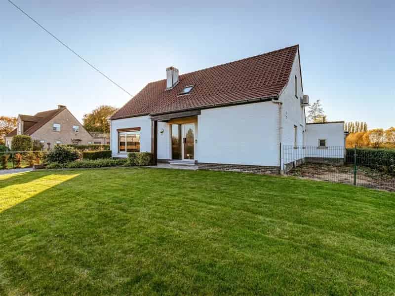Prachtige woning met 3 slpks, ruime tuin & loods op zeer rustige locatie!