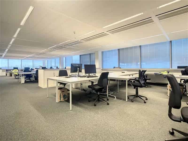 Hoogwaardig afgewerkt kantoorruimten vanaf 396 m²