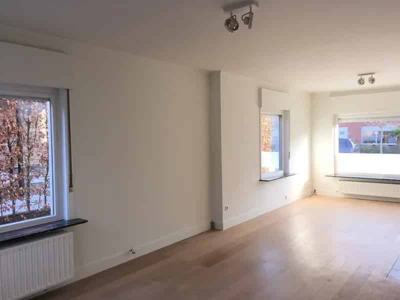 Ruime, gezellige woning met groene tuin