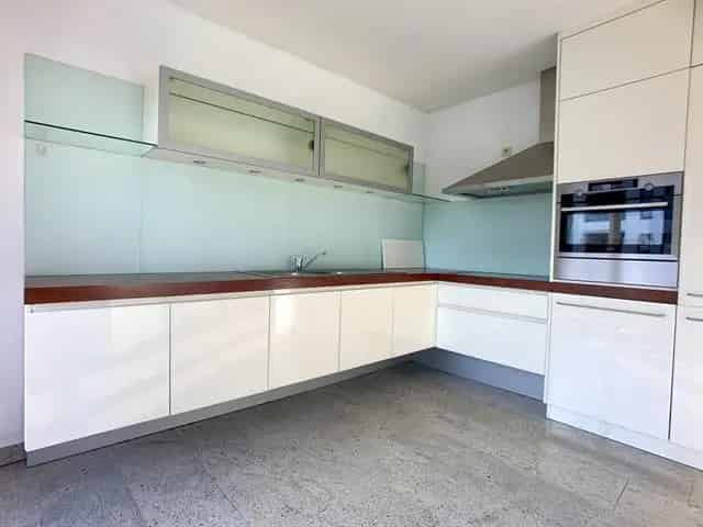 Appartement te huur Zutendaal centrum - Instapklaar met terras en garage