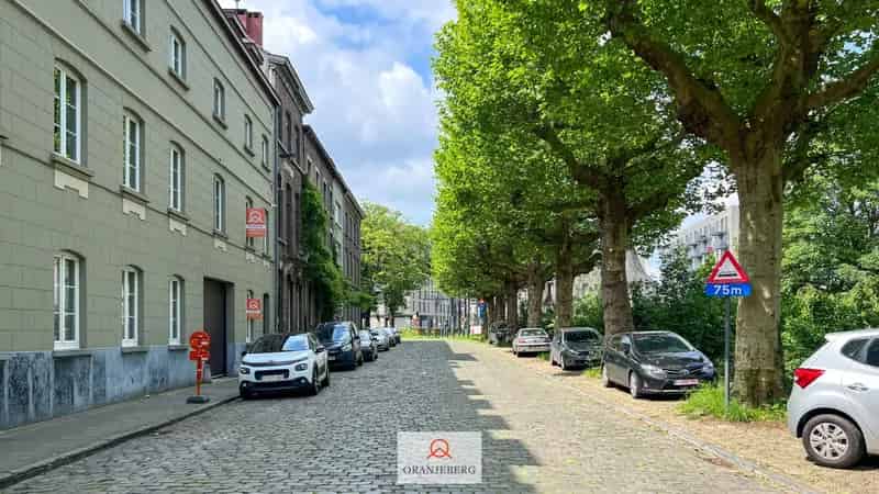 Leuke woning tussen Prinsenhof en Begijnhof aan het water