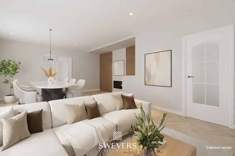 Bungalow met 2 slaapkamers op zonnig perceel van 7a 96ca