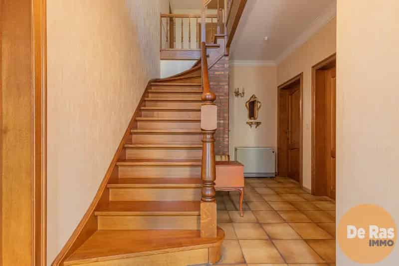 HELDERGEM - Solide woning met 4 slkp, tuin en garage!