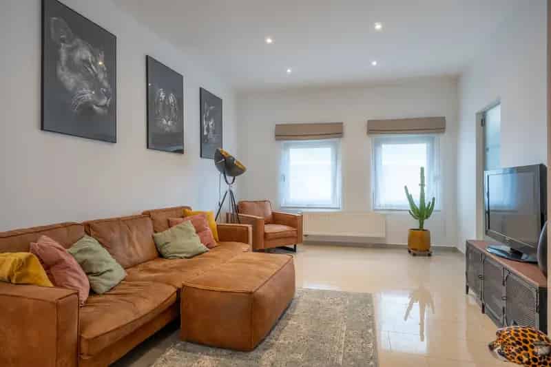 Energiezuinige woning op gunstige locatie te Turnhout.
