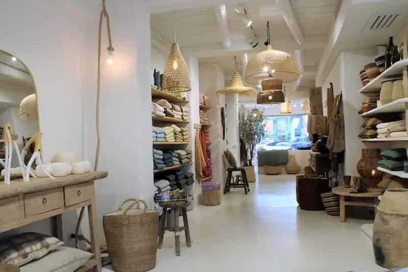 handelspand te huur Lippenslaan 273 te huur in onderling overleg