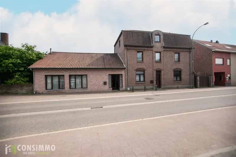 Projectgrond/opbrengsteigendom te koop in Oudesbergen!