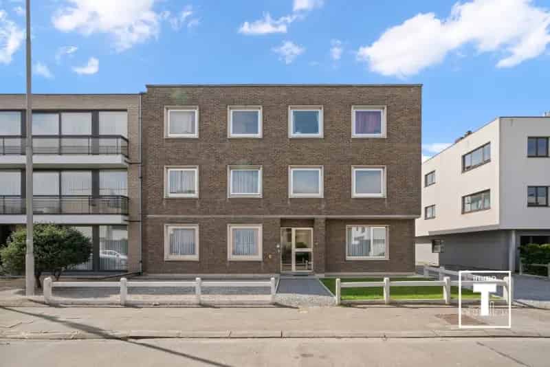 Opbrengsteigendom te koop in Zwijnaarde