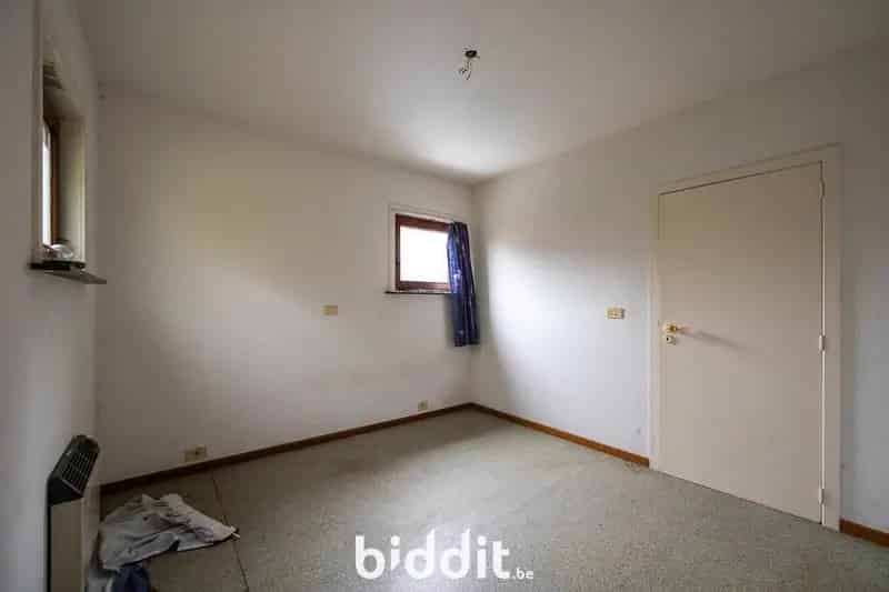 TE RENOVEREN APPARTEMENT