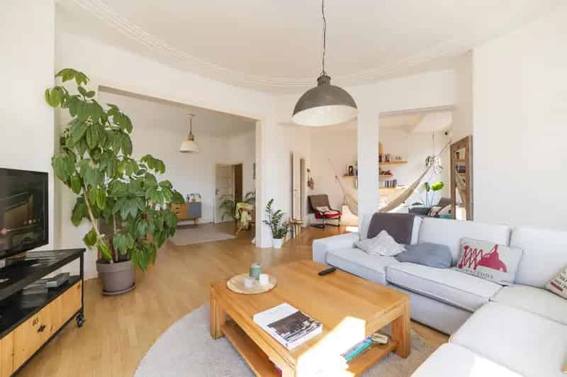 Appartement te huur EU-wijk Brussel 3 slaapkamers 150m²