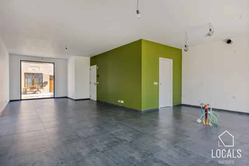 Prachtige nieuwbouwwoning op 642m² met zuidgerichte tuin