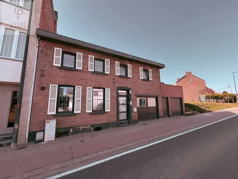 Gezinswoning te Landen - Volledig gerenoveerd