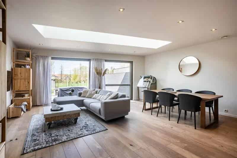 Te Koop: Instapklare woning met 4 slaapkamers te Herzele