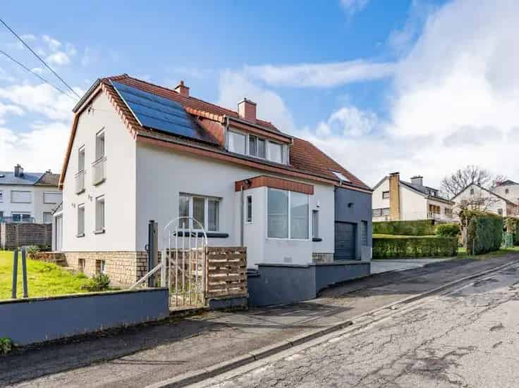 Huis Te Koop Virton 5 slaapkamers Tuin Garage Zonnepanelen