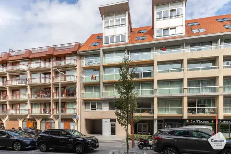 Centraal gelegen staanplaats met extra kelderberging