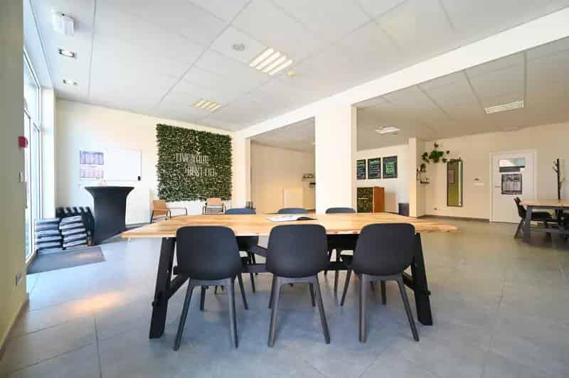 Kantoor te huur in Merelbeke