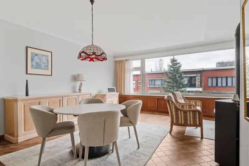 Op te frissen woning met tuin te koop!