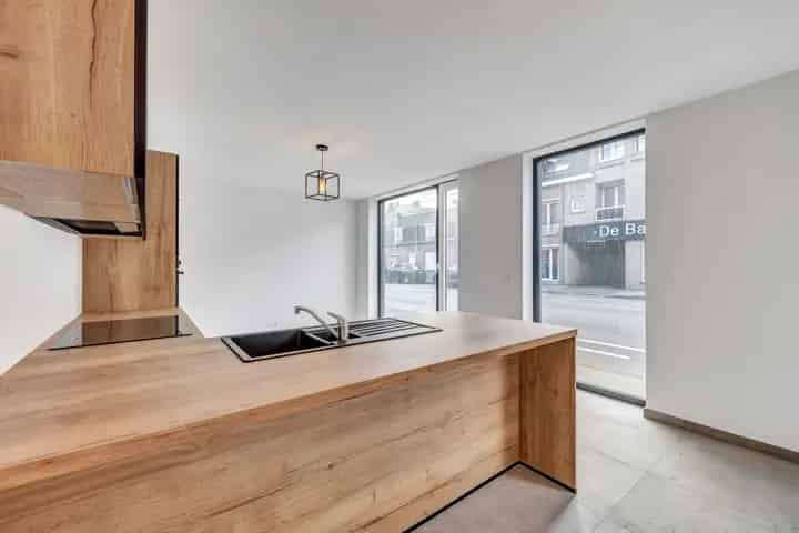 Instapklare nieuwbouwwoning met 5 slaapkamers