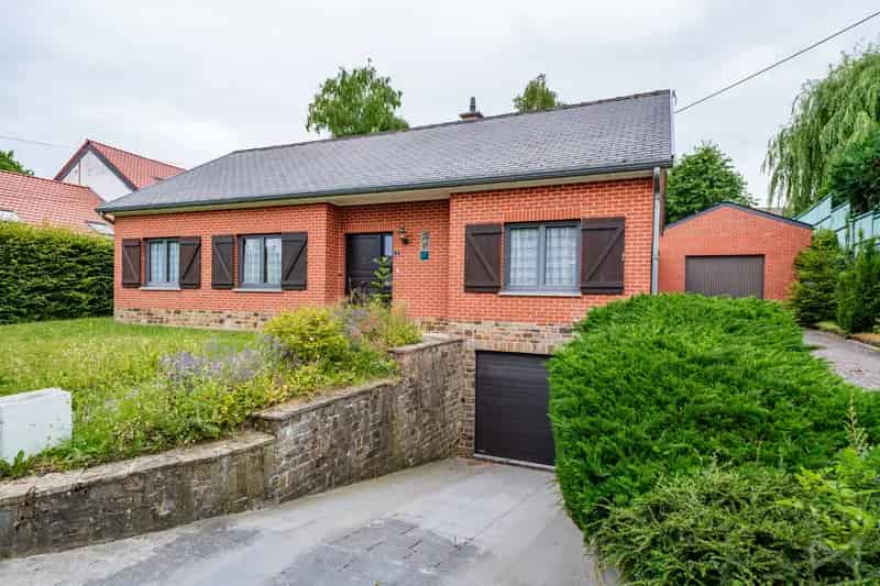 Villa met drie slaapkamers in Céroux-mousty