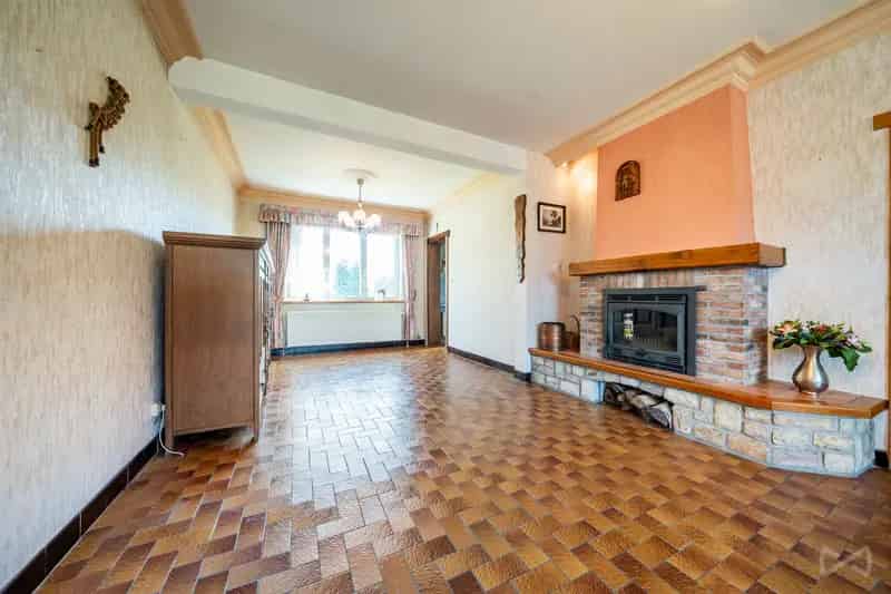 Huis te koop: 3 slaapkamers, garage 58m², tuin