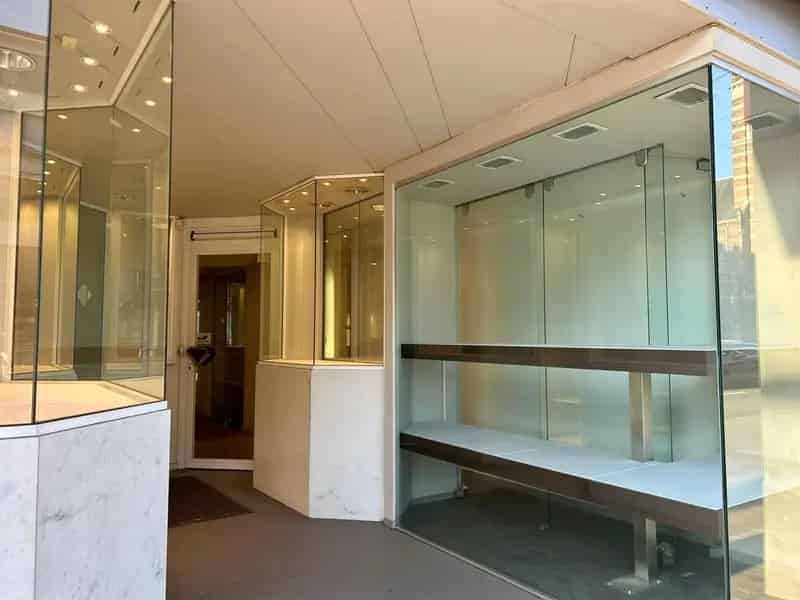 Handelsgelijkvloers op zichtlocatie