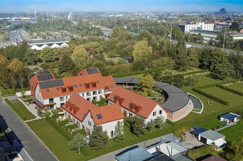 Nieuwbouw handelspand te koop in Hasselt