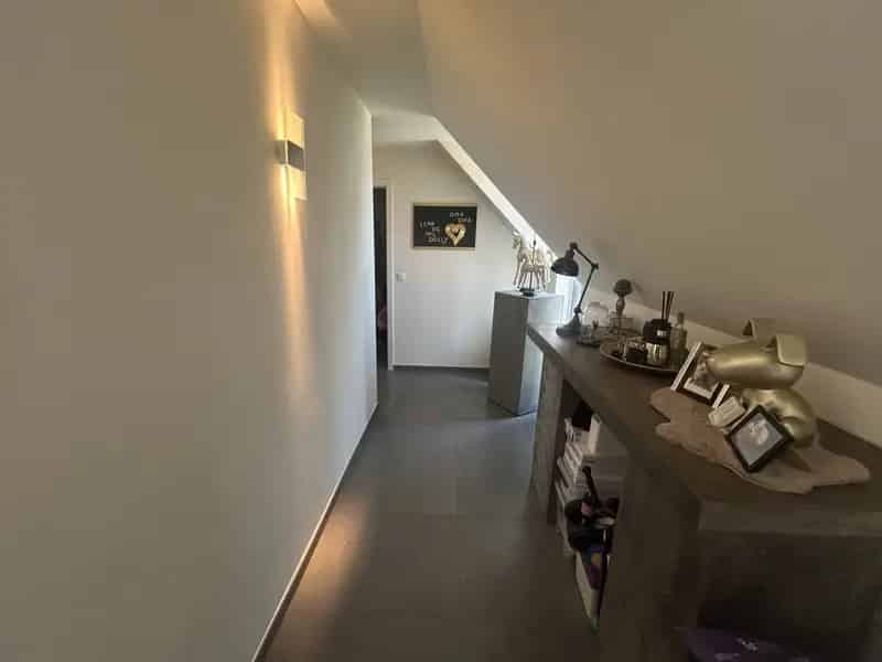 Prachtig Dakappartement Met Ruim Terras In Westerlo