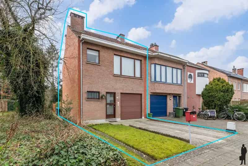 Te renoveren bel-etagewoning 315m² met tuin en garage