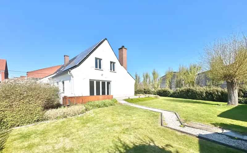 Villa te koop in Waregem