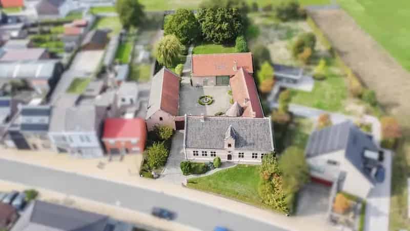 Prachtige, authentieke vierkantshoeve te Herdersem - Aalst!