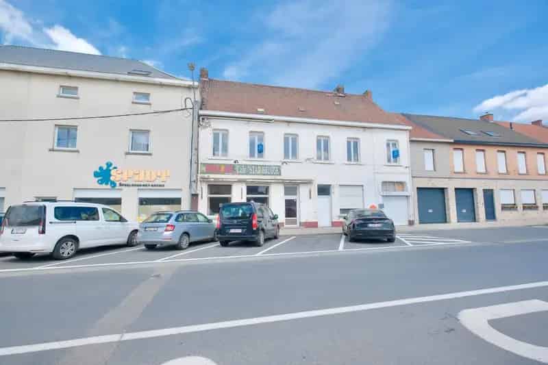 Handelswoning op toplocatie in het centrum van Lichtervelde!