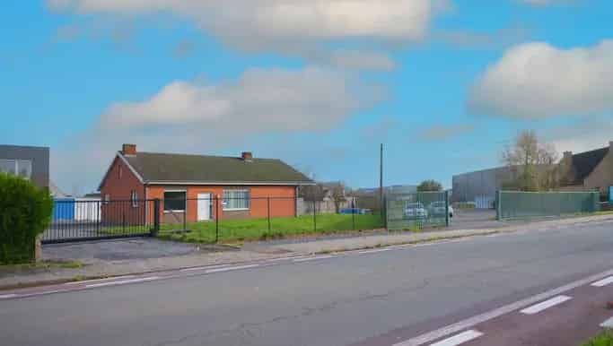 Industriegrond te koop in Oekensestraat 153, Roeselare - Dewaele