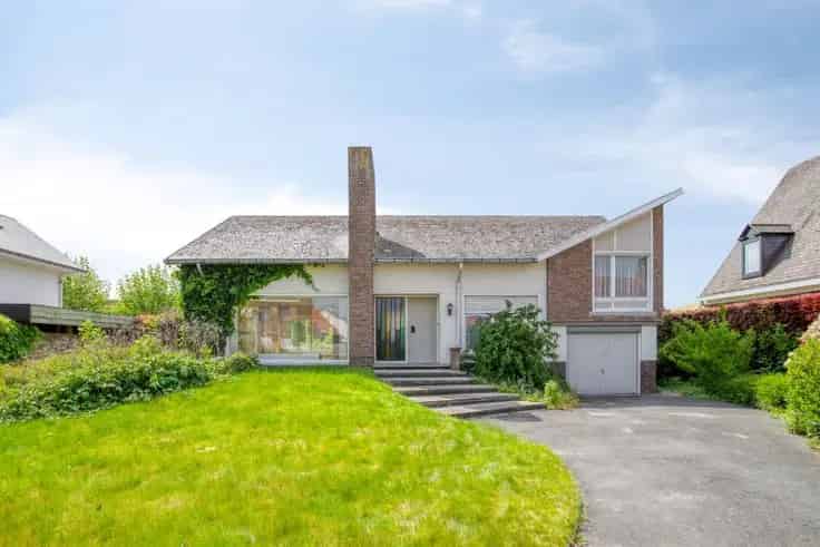 Huis Te Koop Jaren 60 Renovatieproject Veel Potentieel
