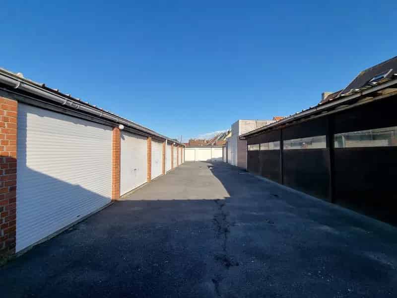Centraal gelegen garagebox