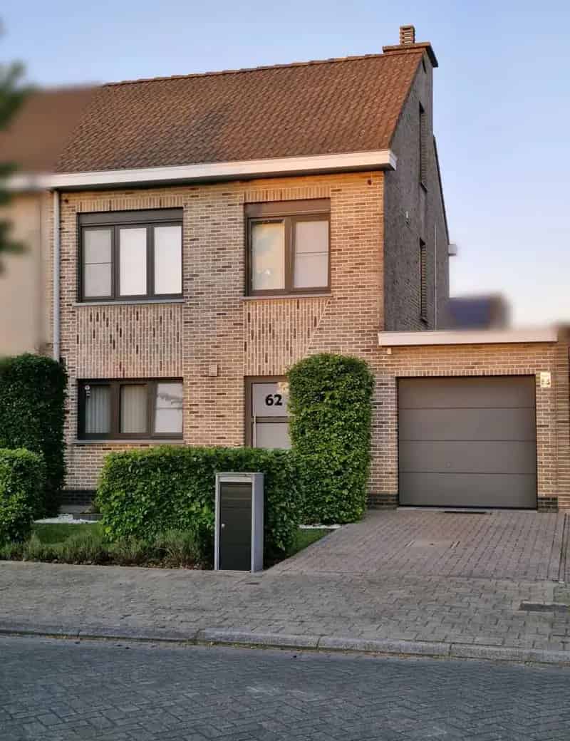 Huis te huur Merksem: Instapklare gezinswoning met tuin en zonnepanelen