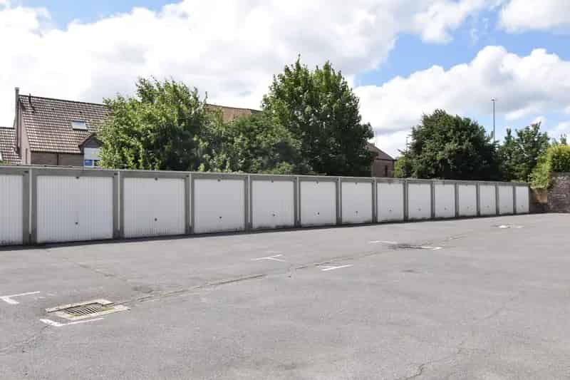 Garage te koop