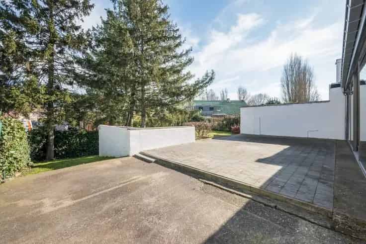 Huis Te Koop Kieldrecht: Instapklare Woning met Tuin en Garage