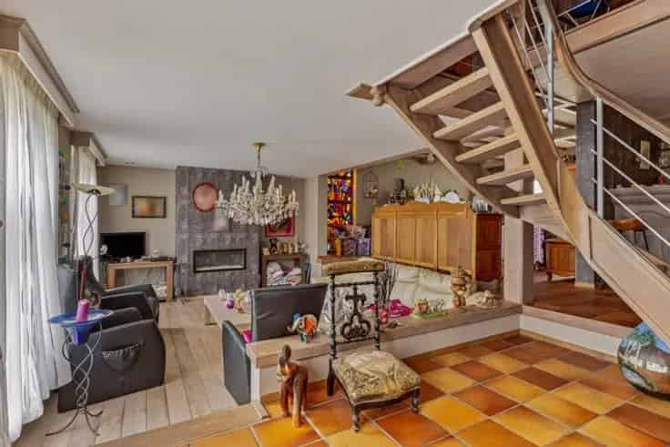 Kangoeroewoning te Koop: 6 slaapkamers, 2 badkamers, Grote Tuin
