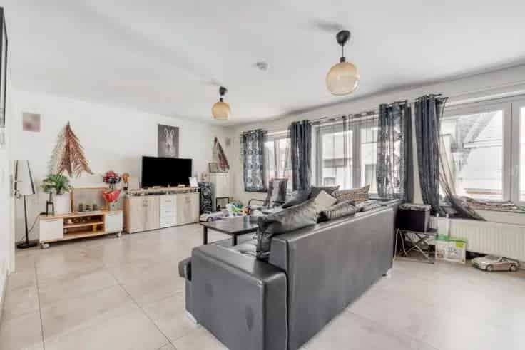 Duplex Te Koop