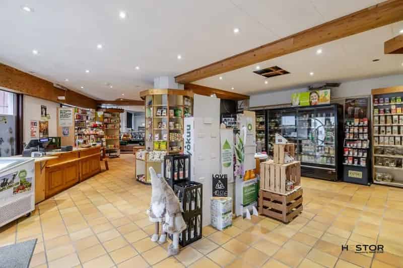 Ruim handelspand op toplocatie in Hamme