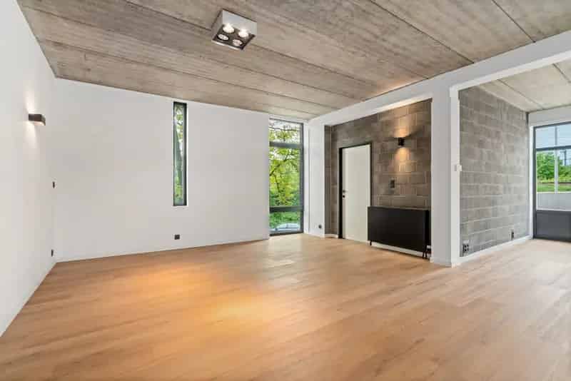 ANTWERPEN - BERCHEM - Unieke multifunctionele loftwoning