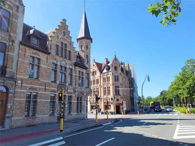 Kantoorruimte te koop Brugge