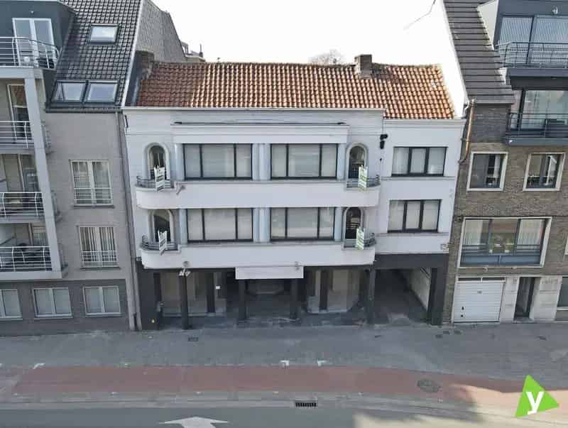 Prachtig handelshuis te koop in het centrum van Eeklo