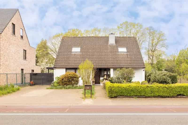Ruime woning met 3 slpk en prachtige tuin