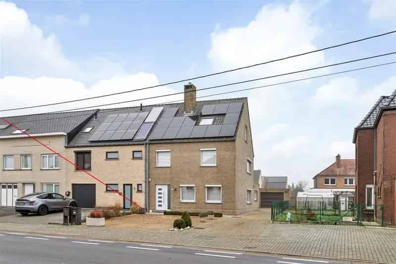 Instapklare woning in deelgemeente Bevere