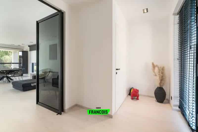 Moderne BEN Villa te Zottegem - 3 slaapkamers - Zwembad
