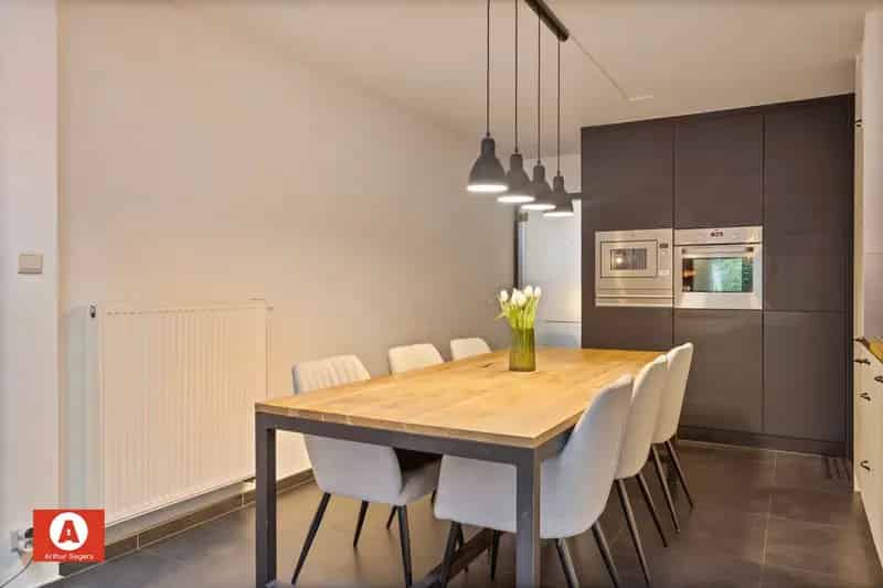 IN OPTIE - Energiezuinige instapklare centrumwoning in Baasrode.