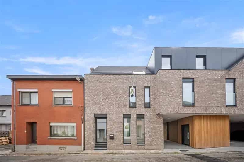 KNAPPE NIEUWBOUWWONING IN HET CENTRUM VAN BORGLOON (MOGELIJKHEID AANKOOP 6% BTW)