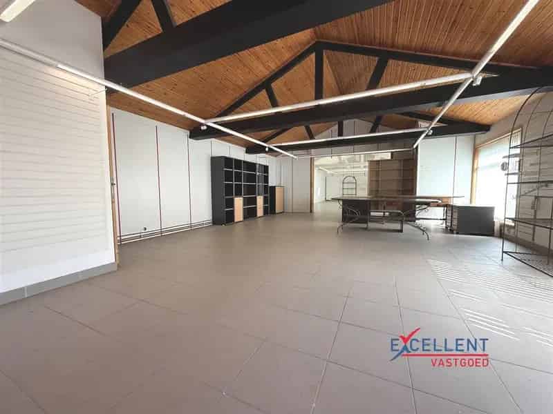 Magazijn te huur in Machelen