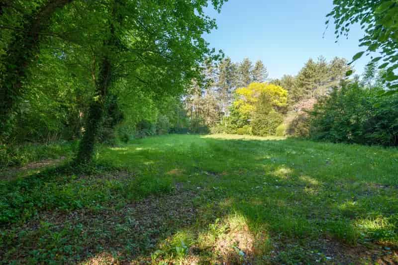 Ruime Bouwgrond te Aalter Nabij Natuur en Scholen